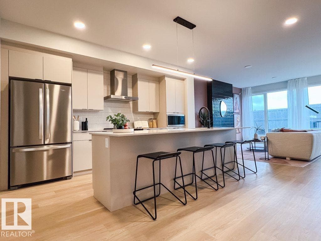 1564 Keswick DR SW — photo 2