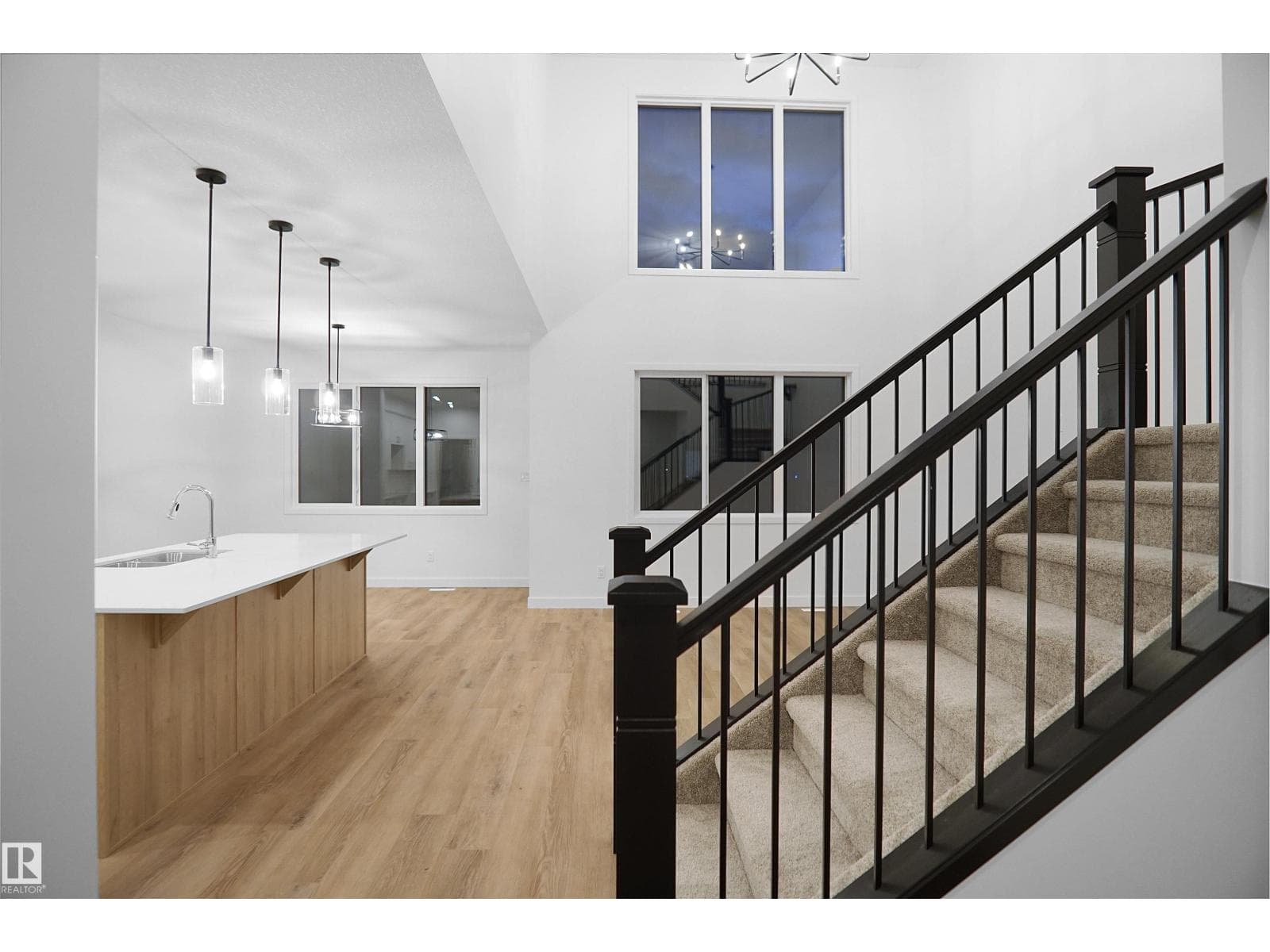 1209 11 AV NW — photo 5