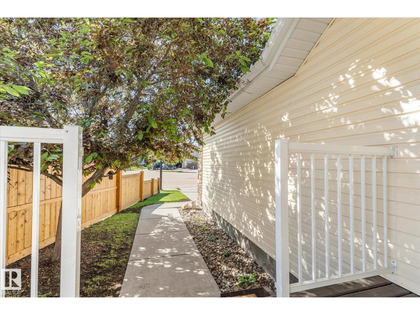 10 WILLOWDALE PL — photo 5