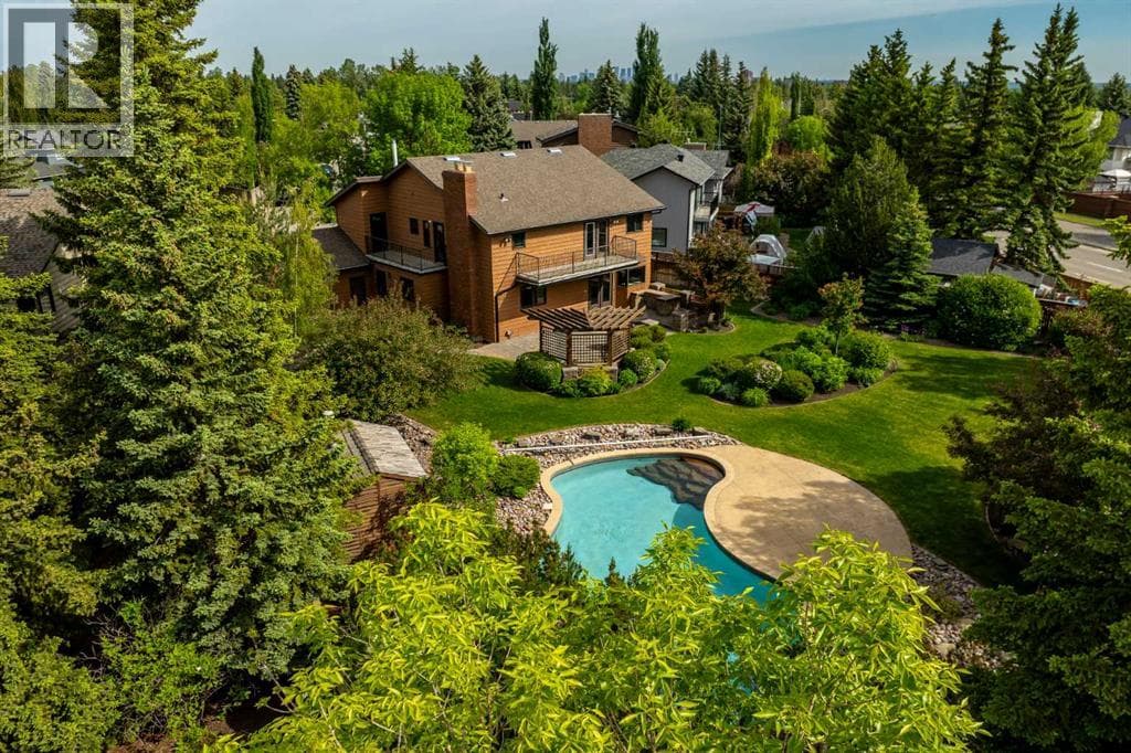 168 Canterville Drive SW
