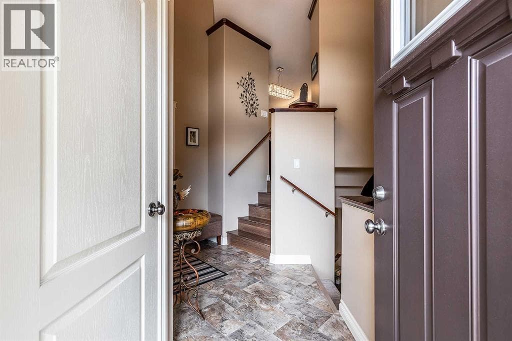 604 Vista Drive SE — photo 5