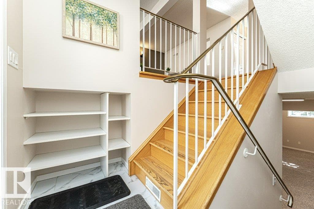 17610 96 AV NW — photo 4