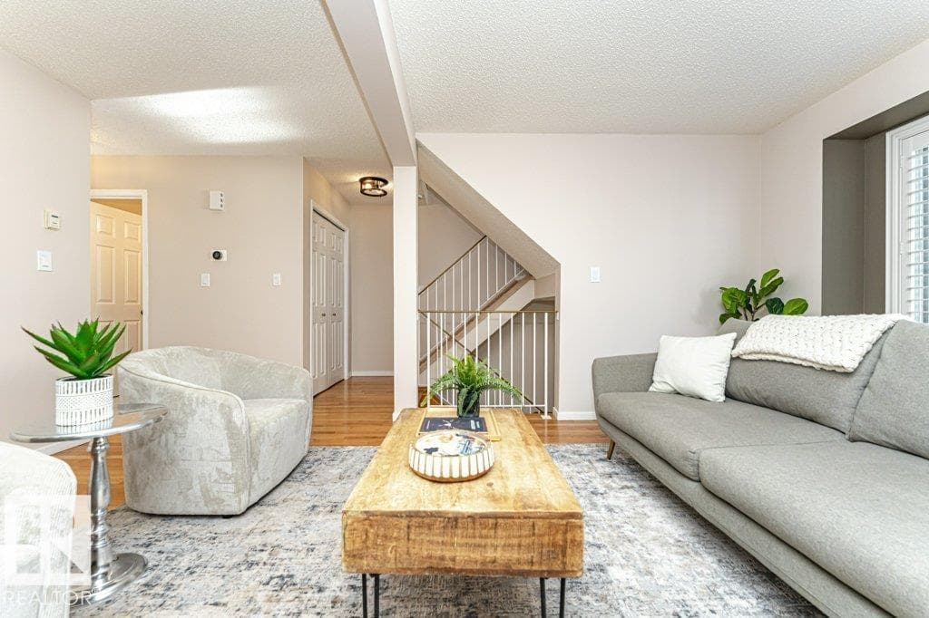 17610 96 AV NW — photo 5