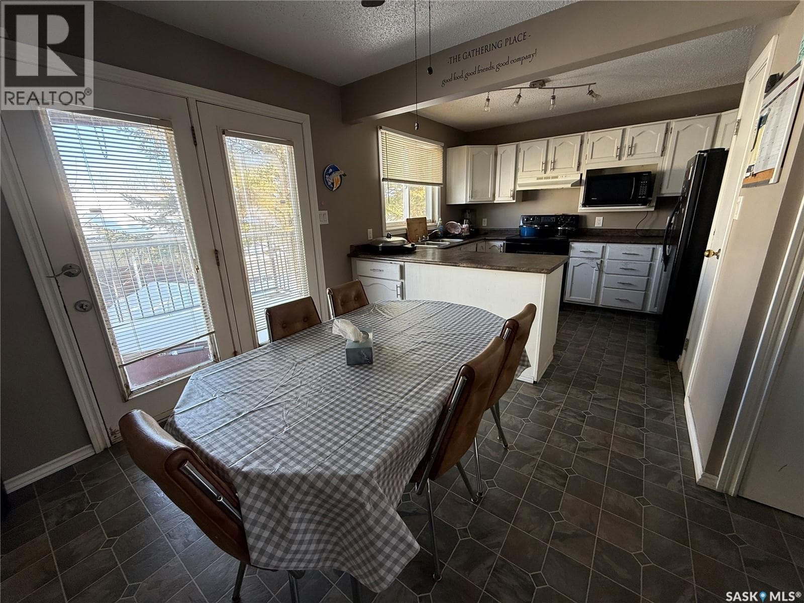 1498 Lacroix STREET — photo 4