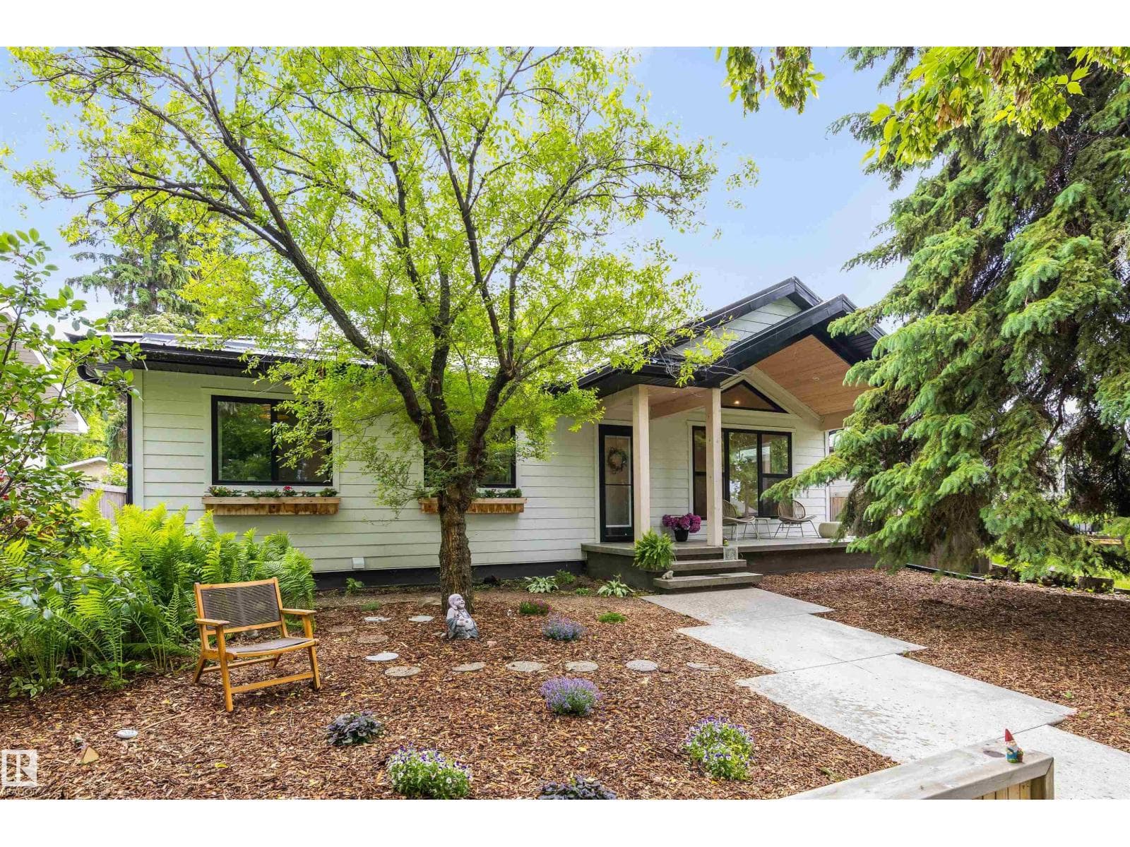 12 BELMONT DR