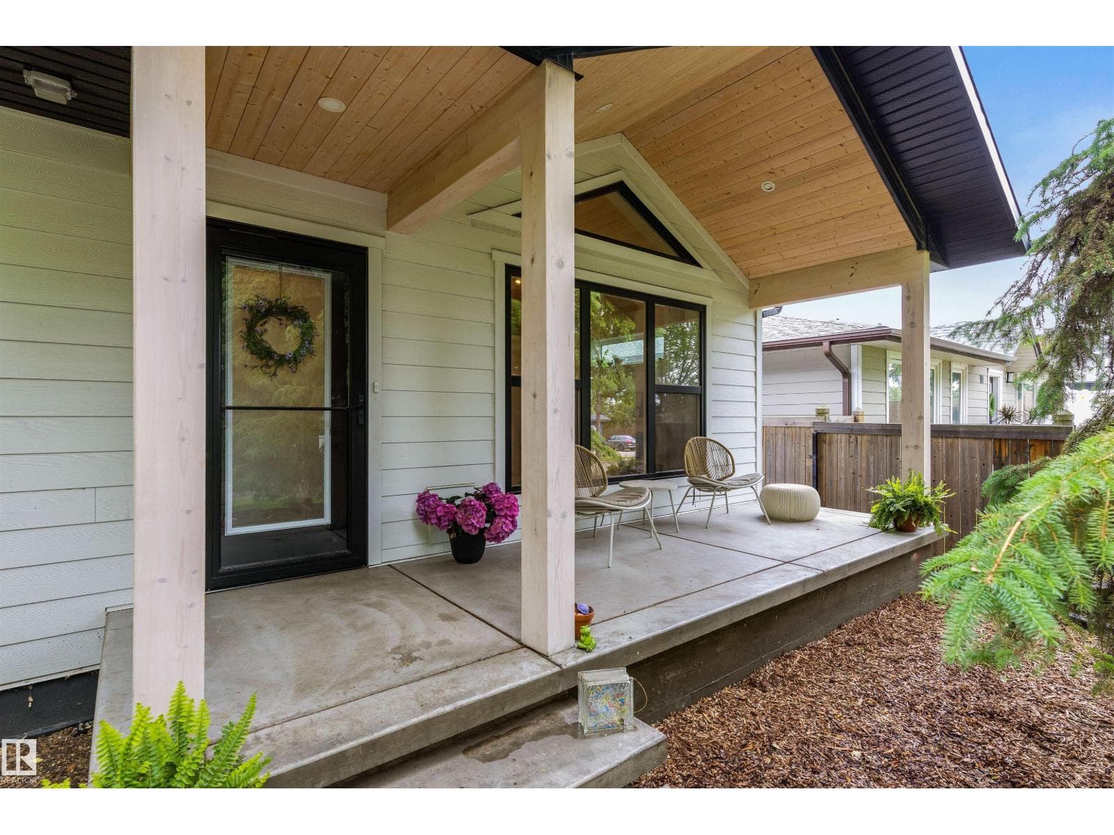 12 BELMONT DR — photo 2