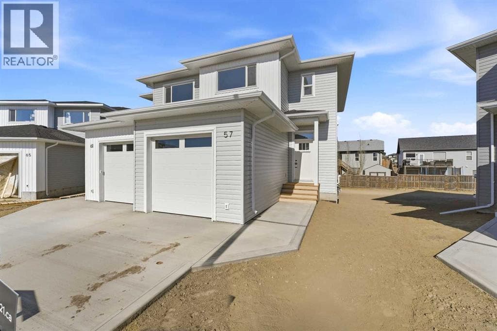 73 Pinnacle Close