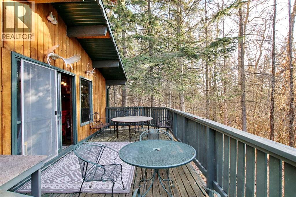603 Fox Crescent