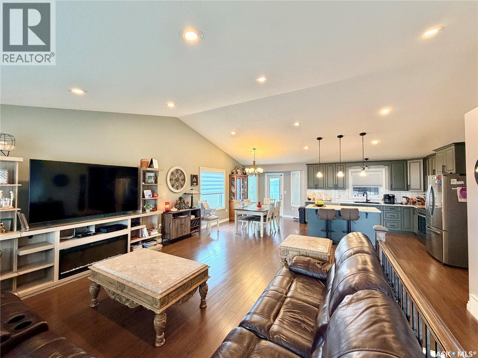 2326 Buhler BAY — photo 4