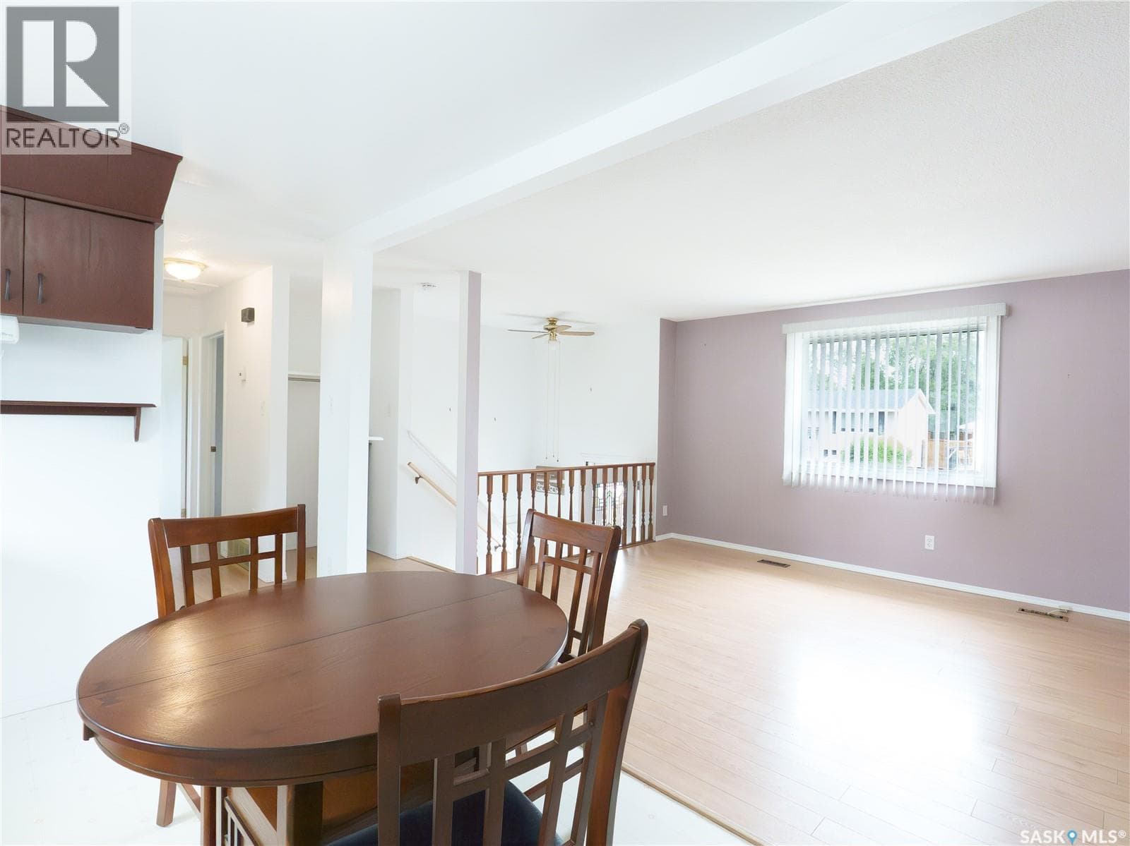 10 Roberts PLACE — photo 4