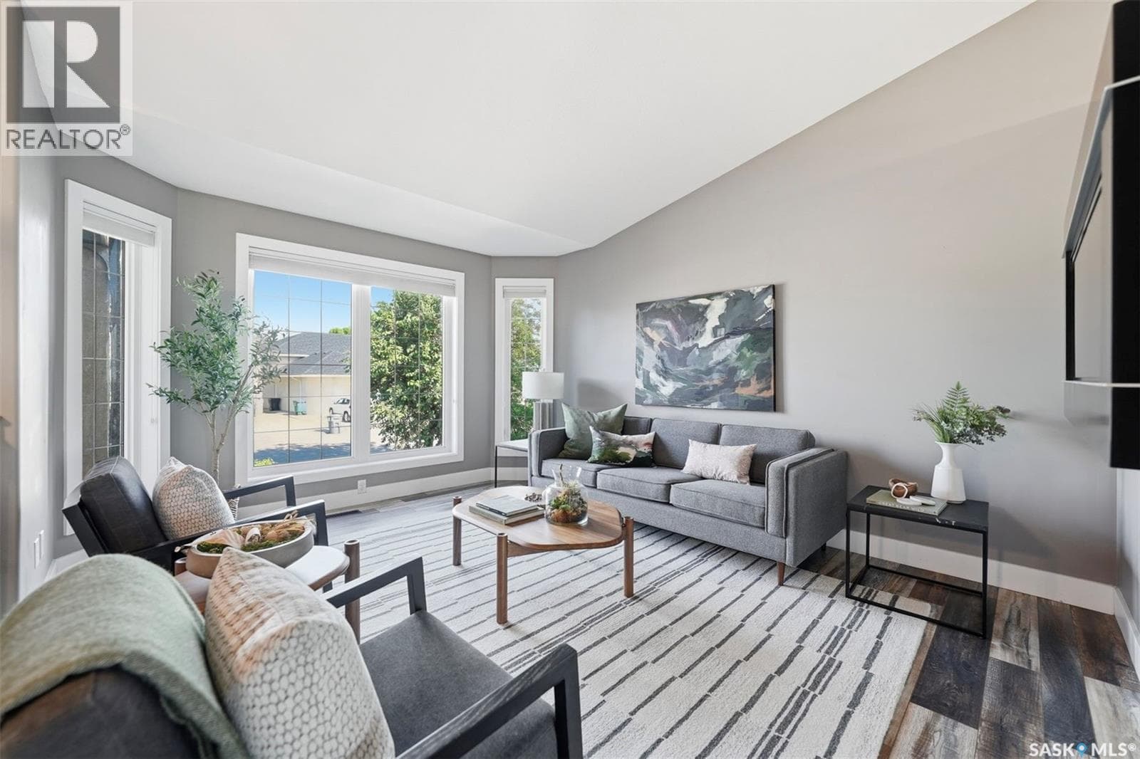 710 Wright CRESCENT — photo 5