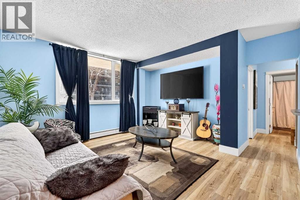 102, 1312 13 Avenue SW — photo 3