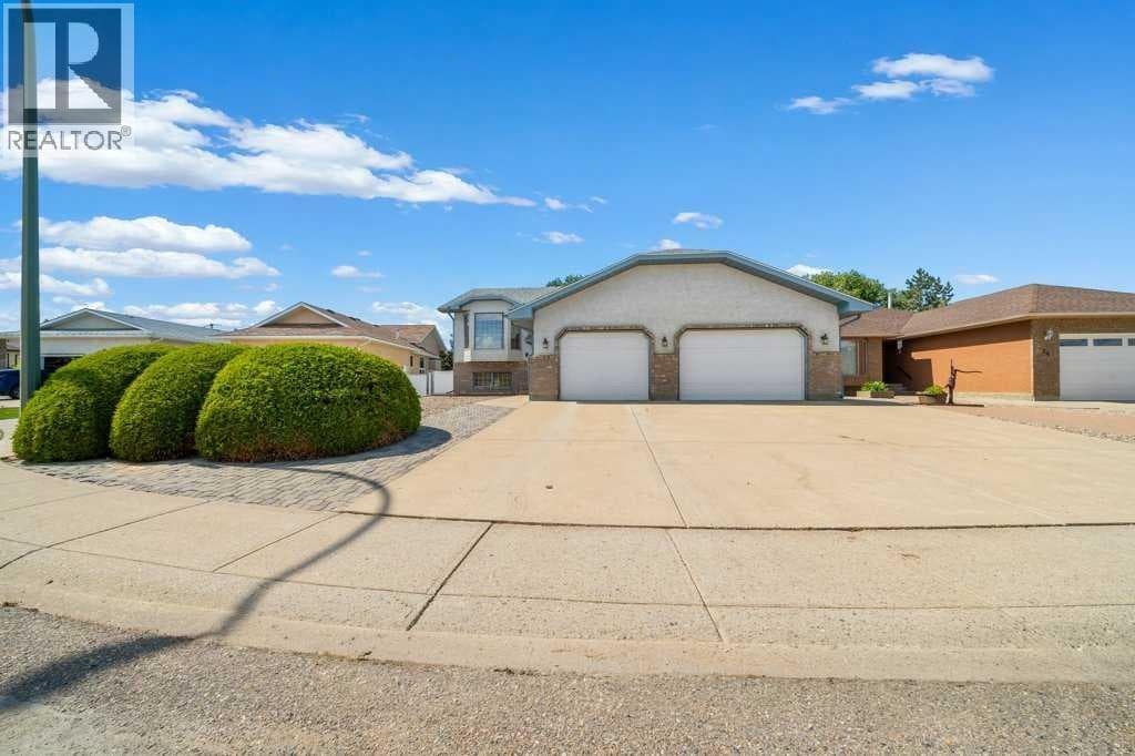 48 Park Meadows Court SE — photo 2