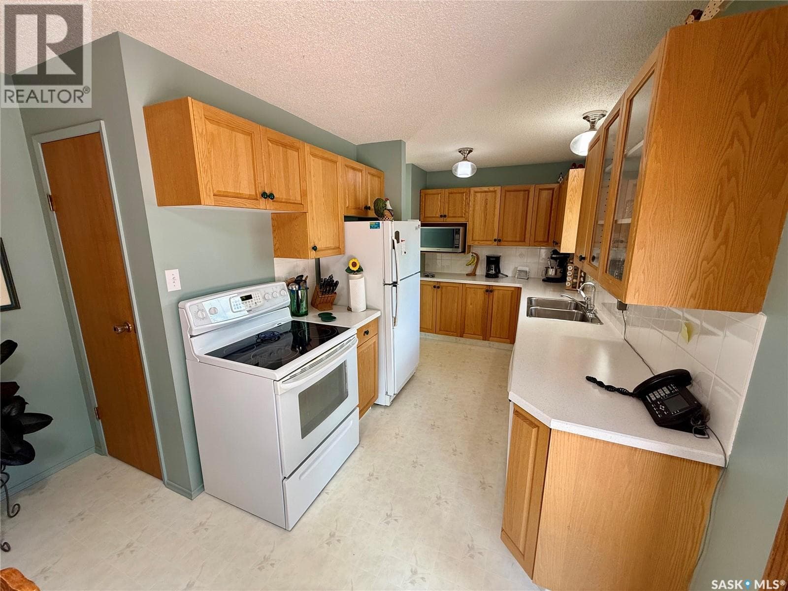 15 Fuhrmann CRESCENT — photo 2