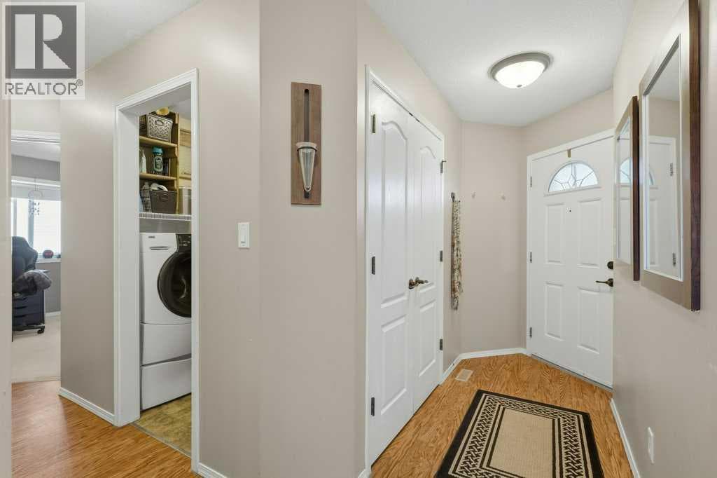 23 Lakeland Road — photo 3