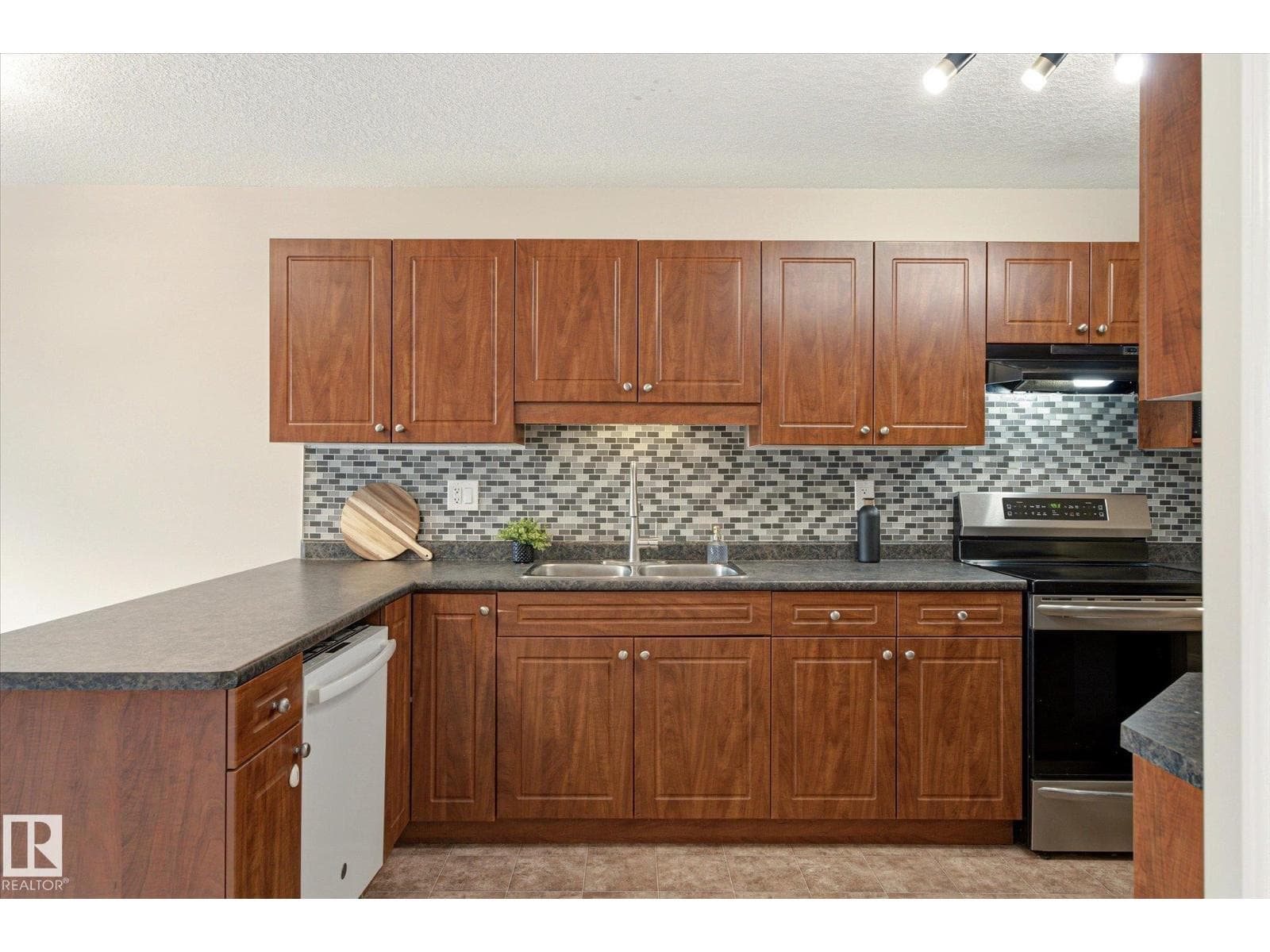 85 HANEY LD — photo 2