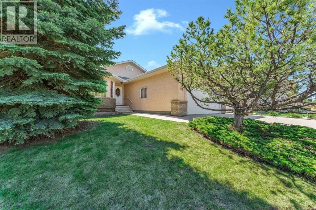 93 Park Meadows Court SE