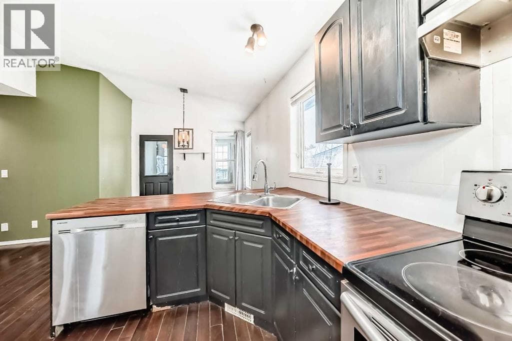 29 Duval Crescent — photo 5