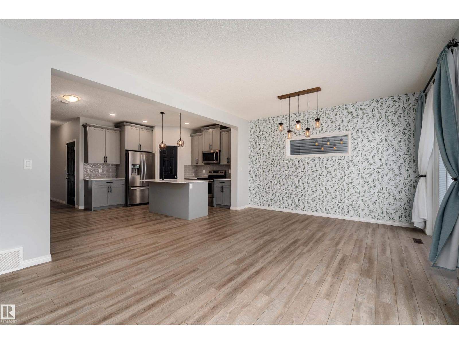 6484 KING WD SW — photo 5