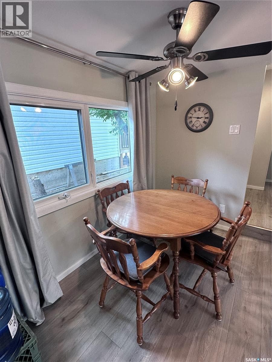 921 Joseph CRESCENT — photo 5