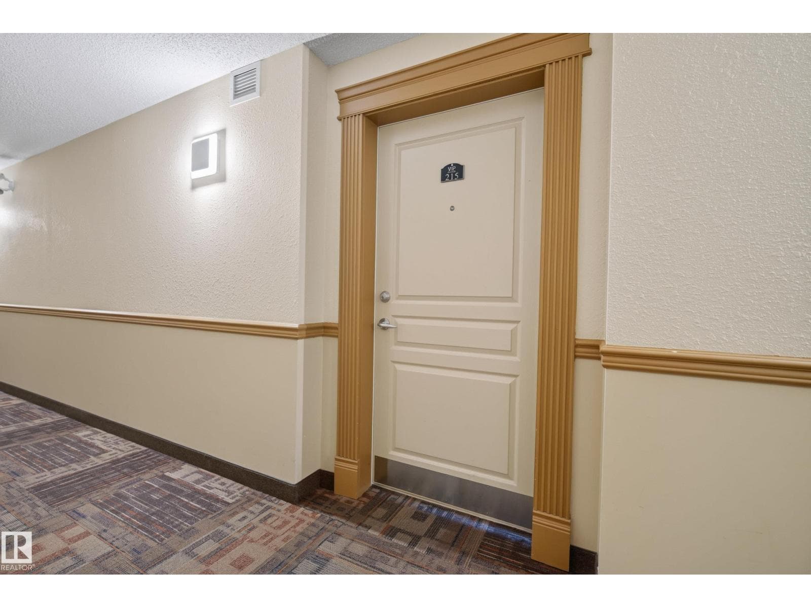 #215 2045 GRANTHAM CT NW — photo 5