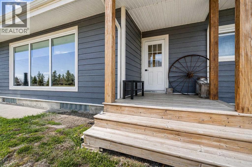 104040 Range Road 111 — photo 5