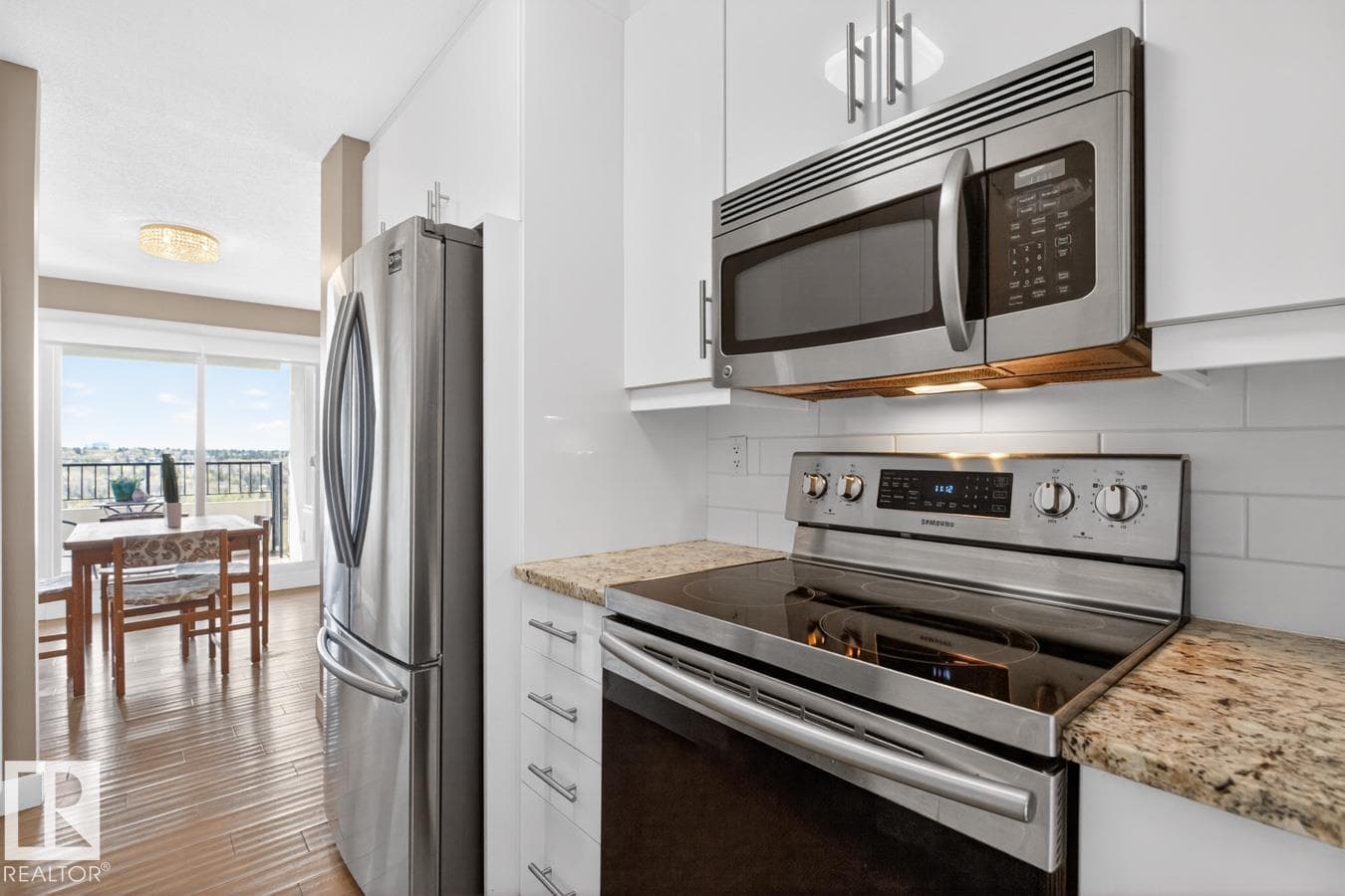 #602 12303 JASPER AV NW — photo 5