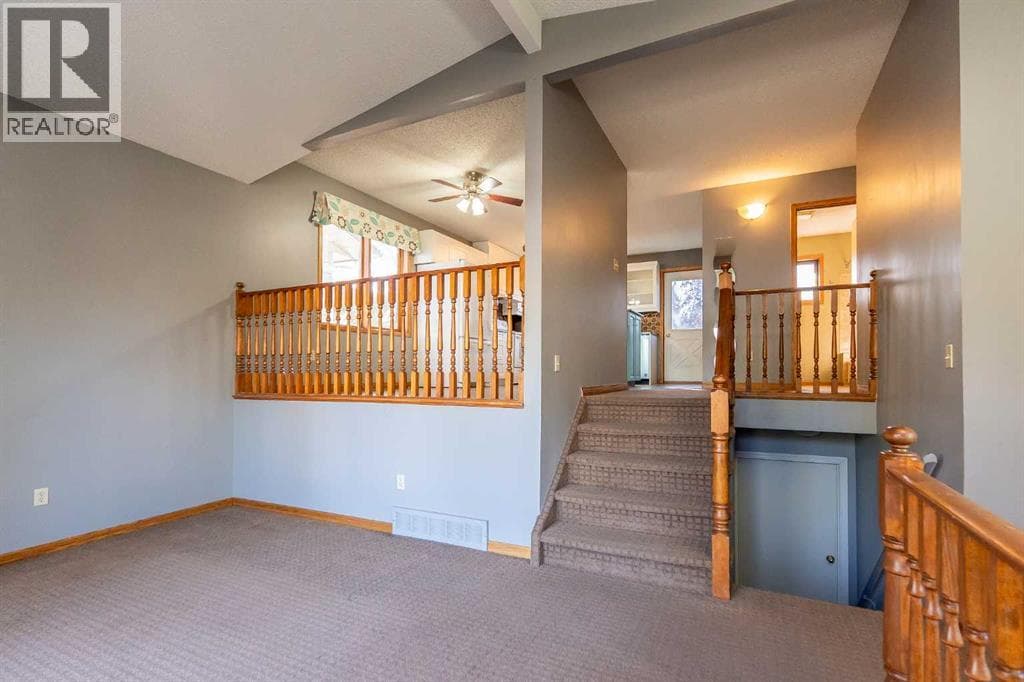 897 Red Crow Boulevard W — photo 5