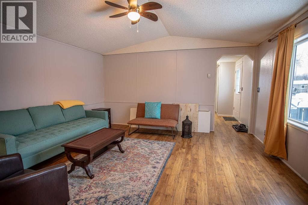 15 Dewberry Road — photo 4