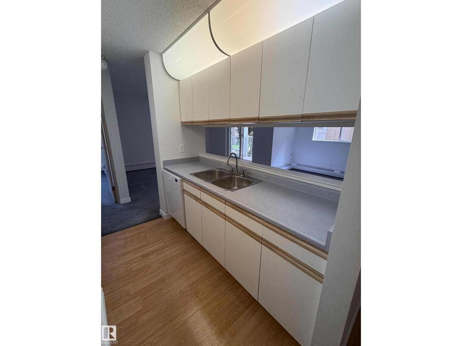 #213 17467 98A AV NW — photo 5
