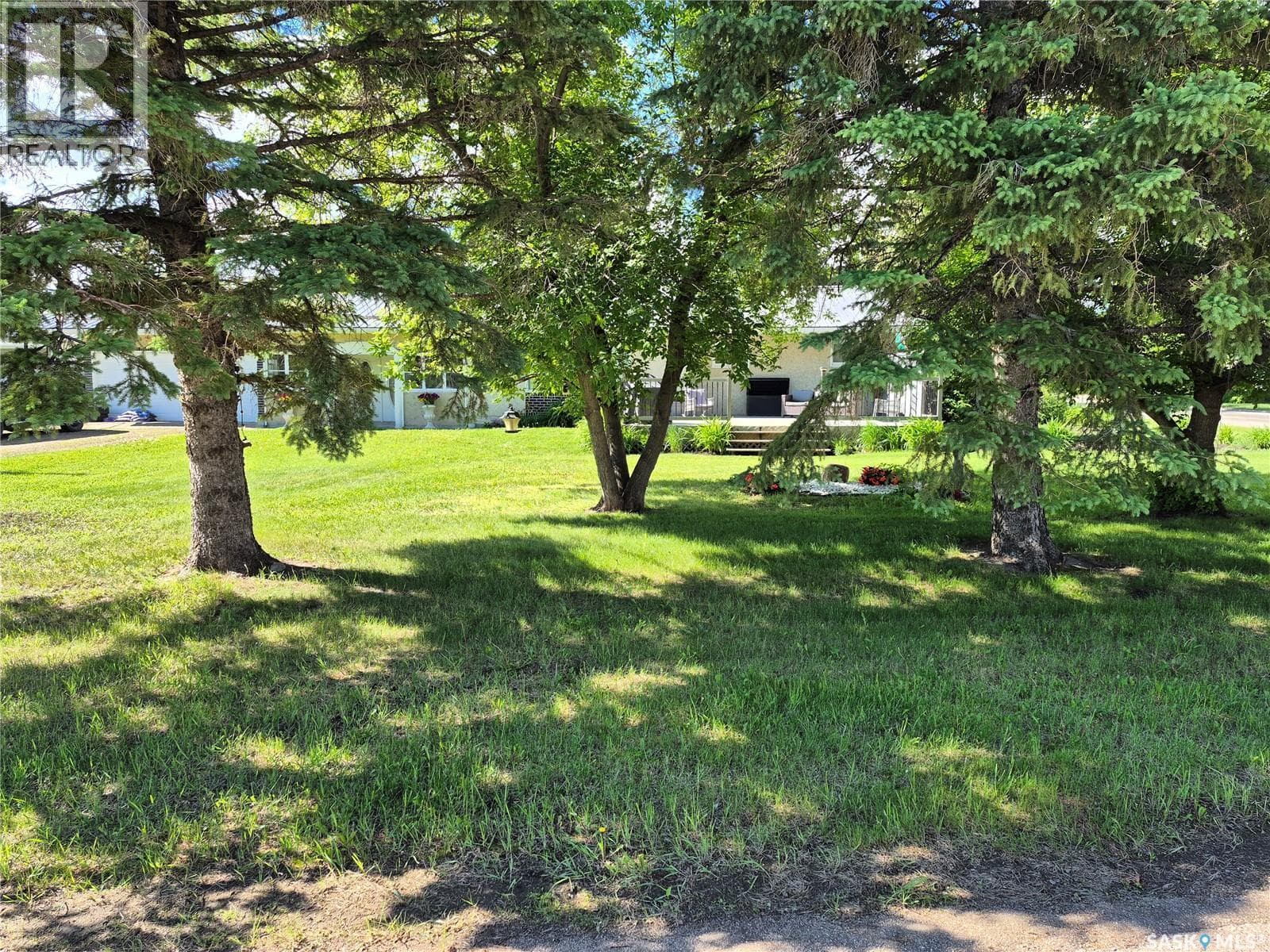 300 Dion AVENUE — photo 4