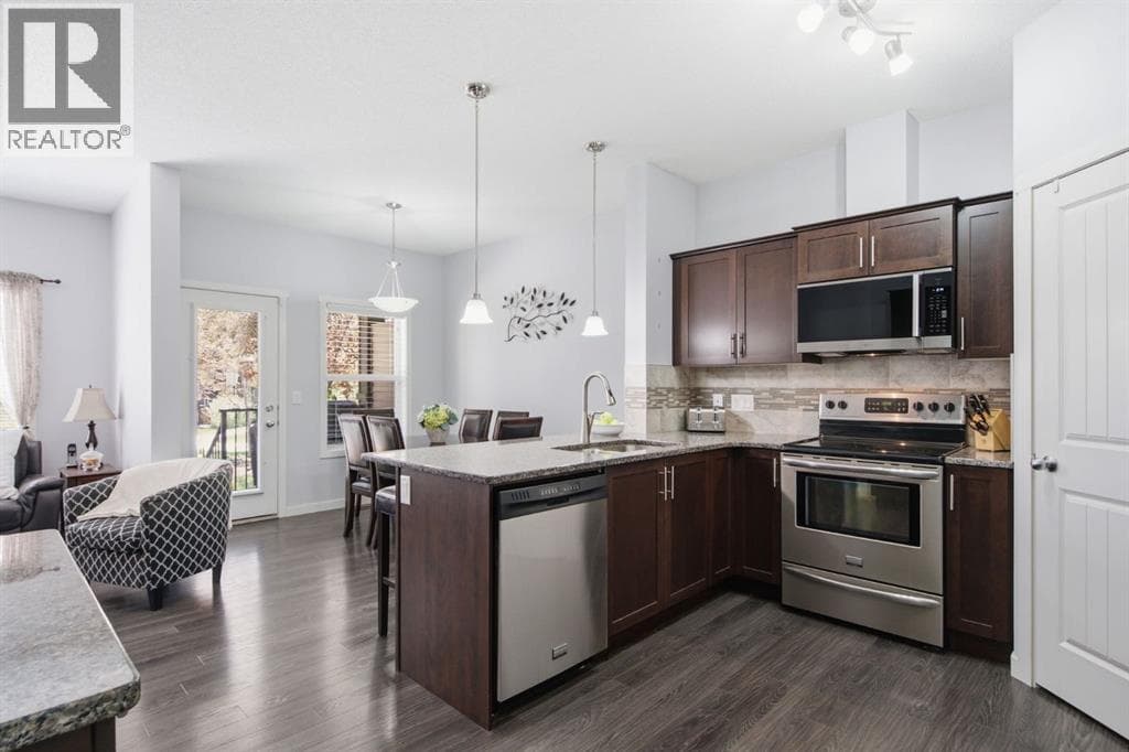 126 Copperpond Landing SE — photo 3