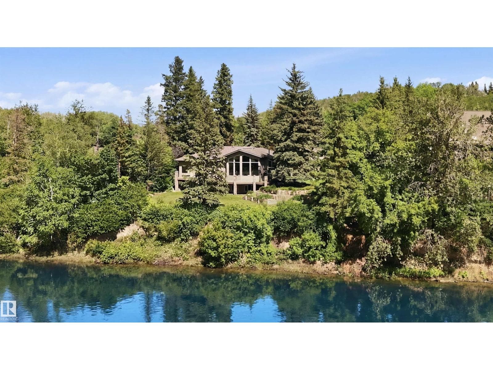 15625 WHITEMUD RD NW