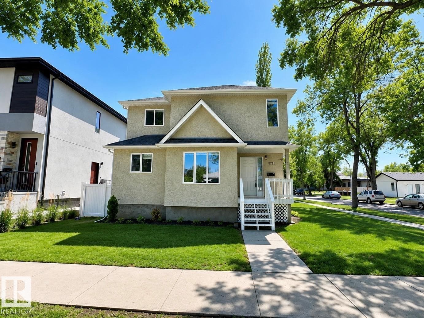 8721 88 AV NW