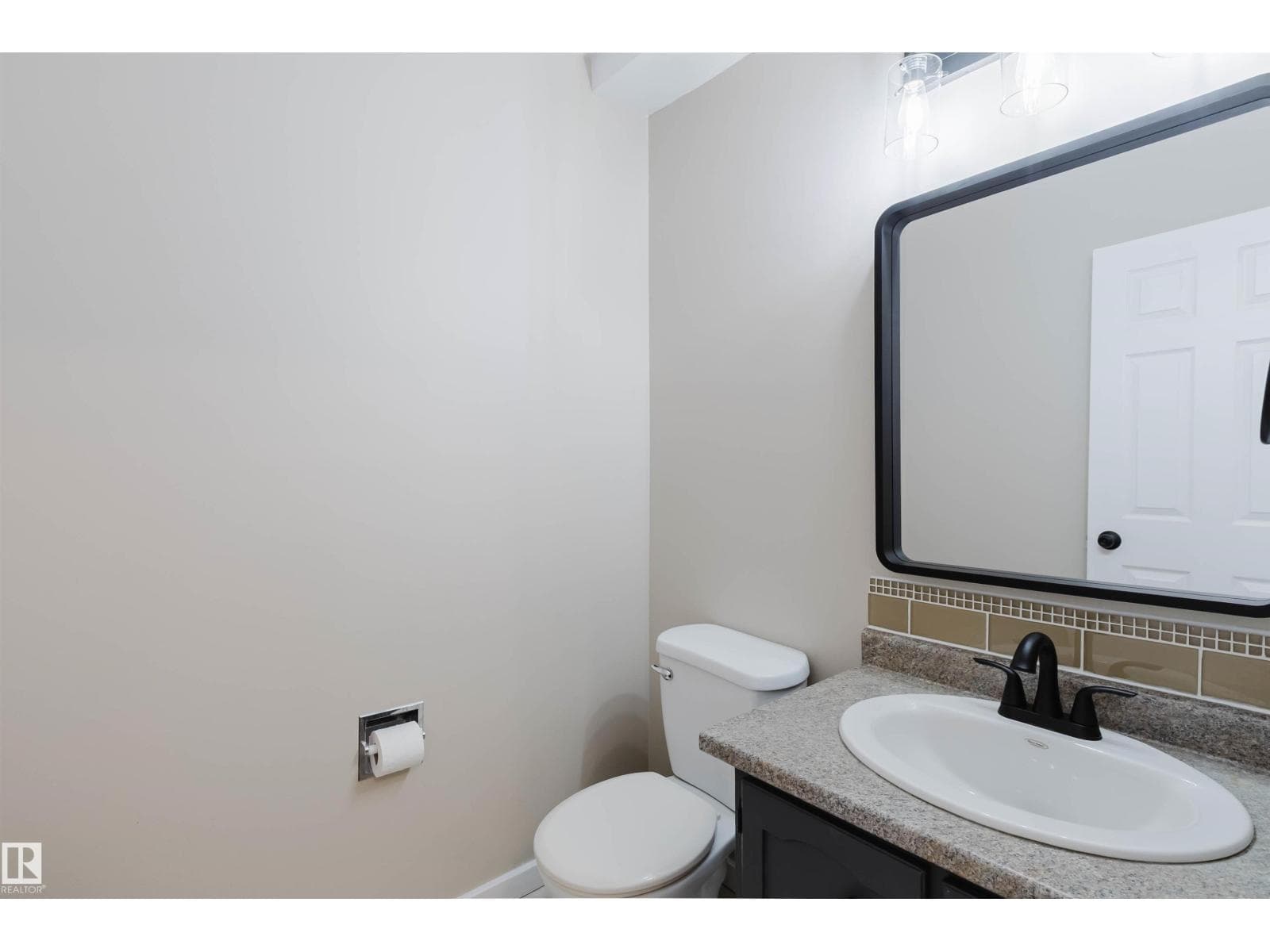 10946 BEAUMARIS RD NW — photo 5