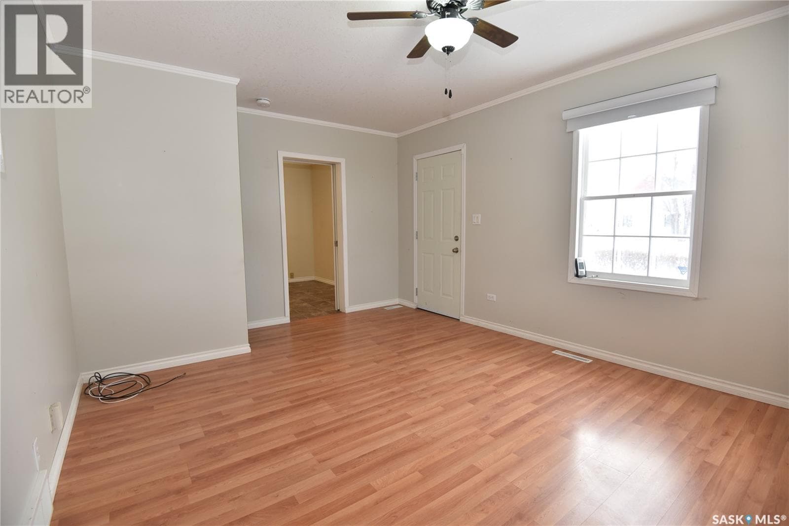 302 Main STREET — photo 2