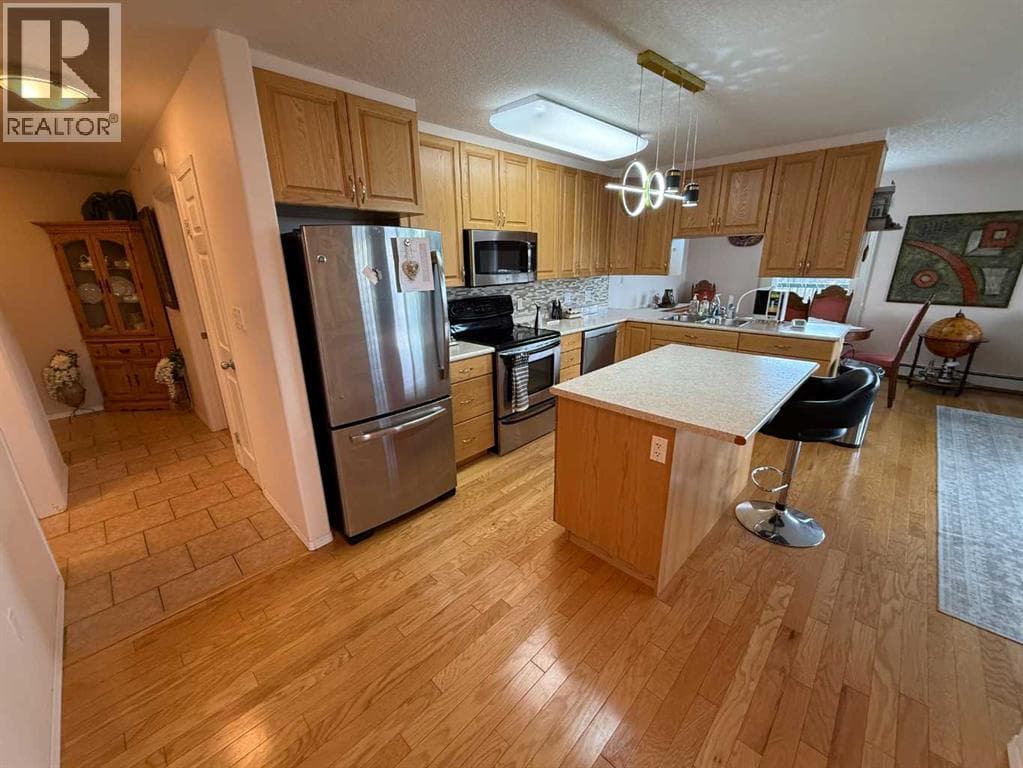 404, 228 Pembina Avenue — photo 4