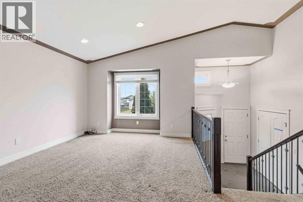 245 Elm Street — photo 2