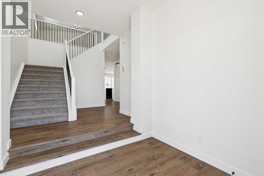 246 Dawson Wharf Rise — photo 4