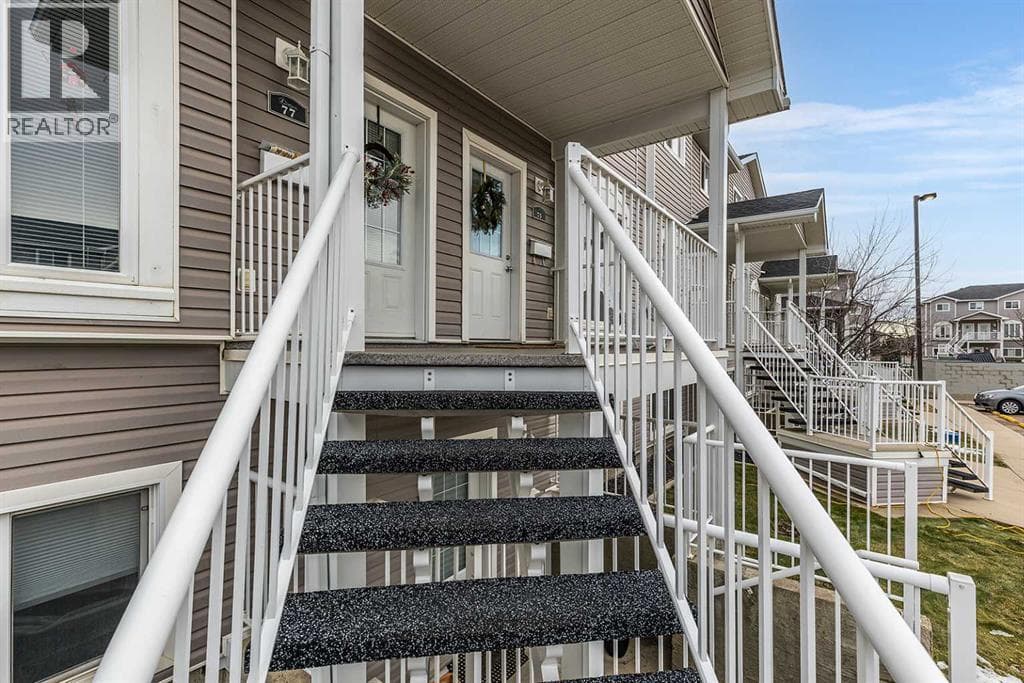 75 Somerset Lane SE — photo 5