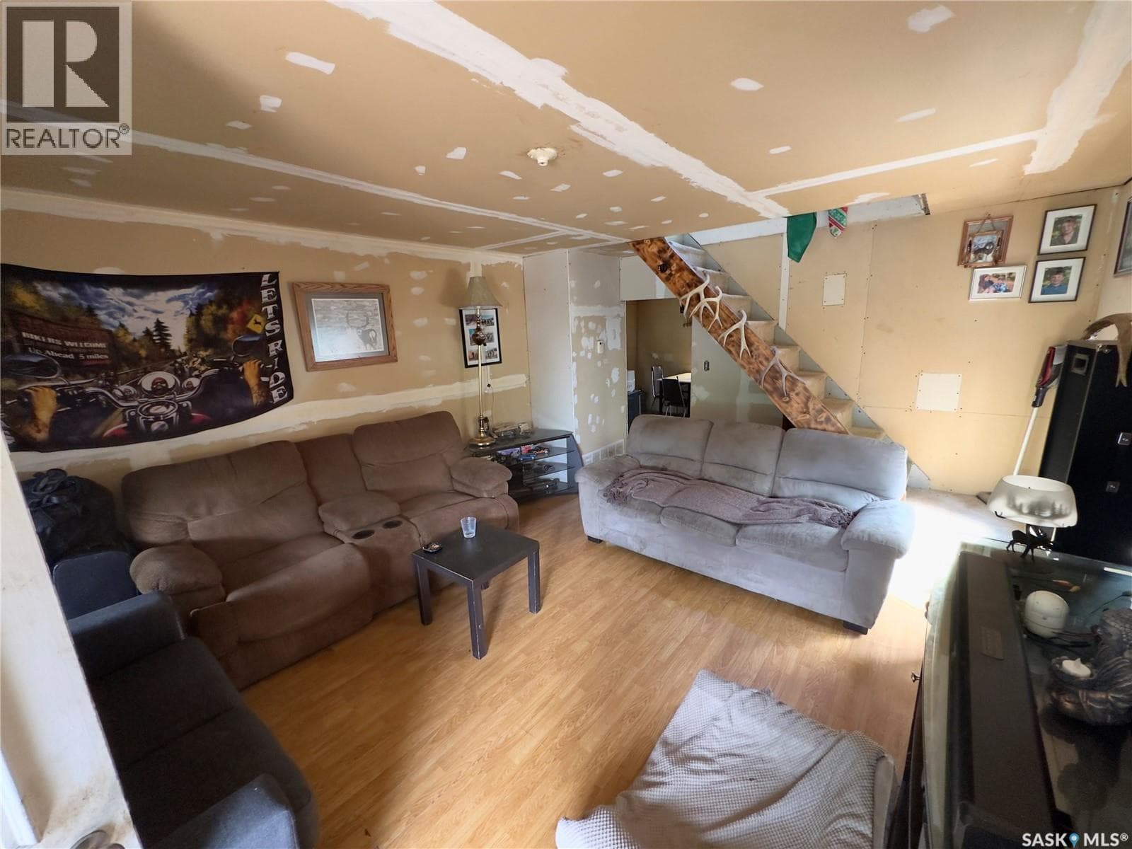 1010 Athabasca STREET E — photo 3