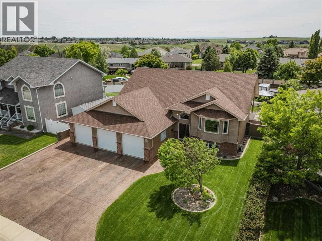 9 Cottonwood Close SW