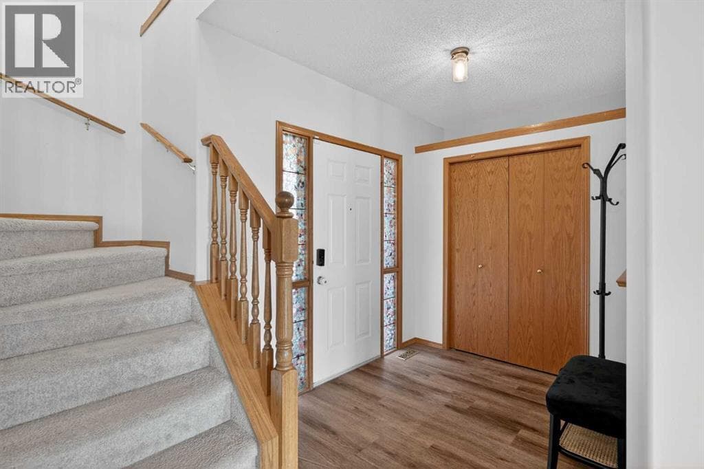 3 bed 3 bath single family at 72 Springs Crescent SE — $535,000 — photo 11