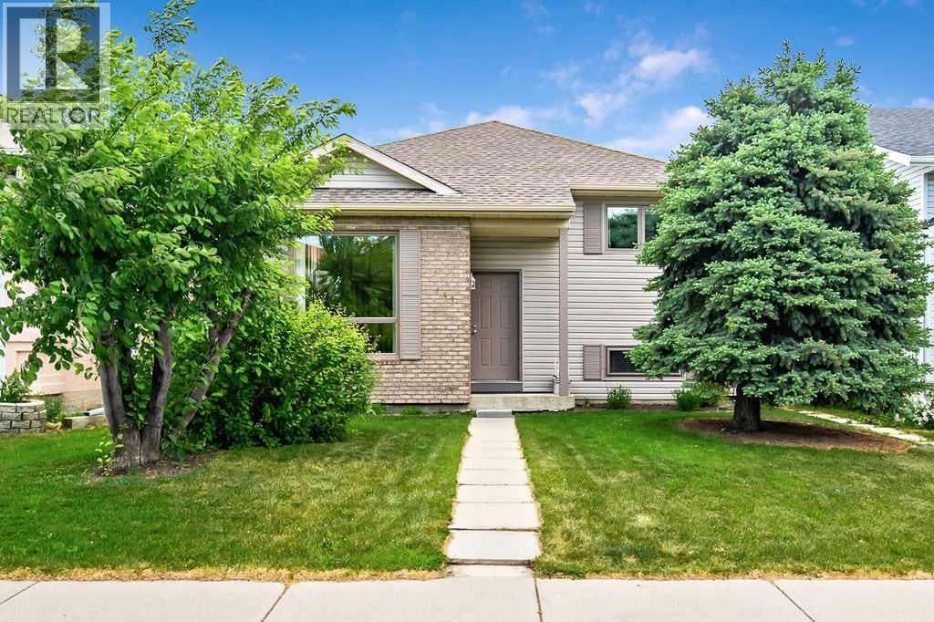141 Shawfield Way SW — photo 2