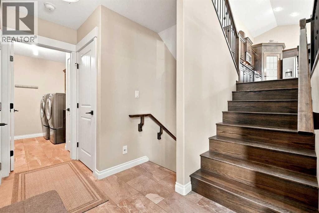 73 Maclean Close — photo 4