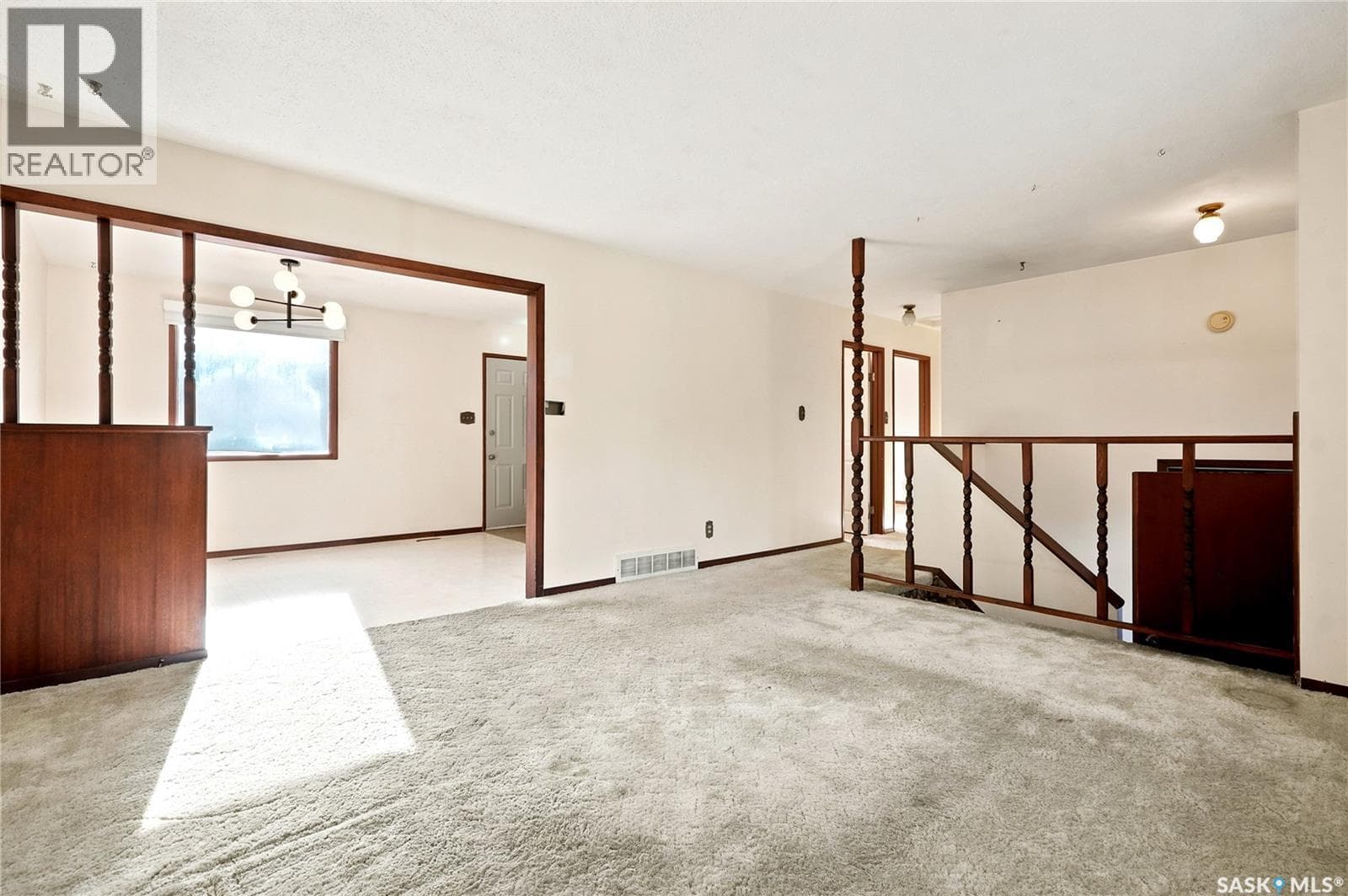 149 Western CRESCENT — photo 4