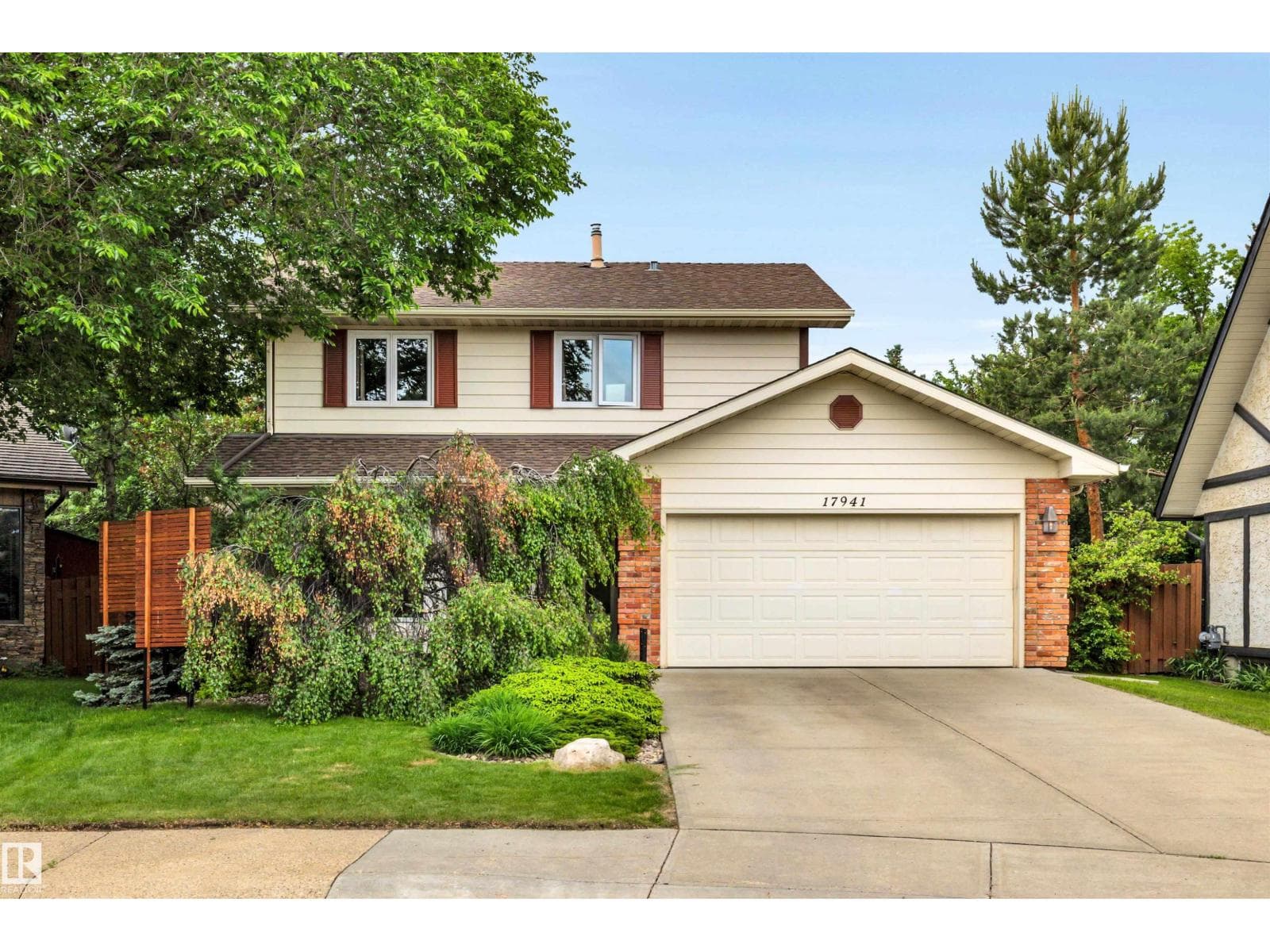 17941 57 AV NW