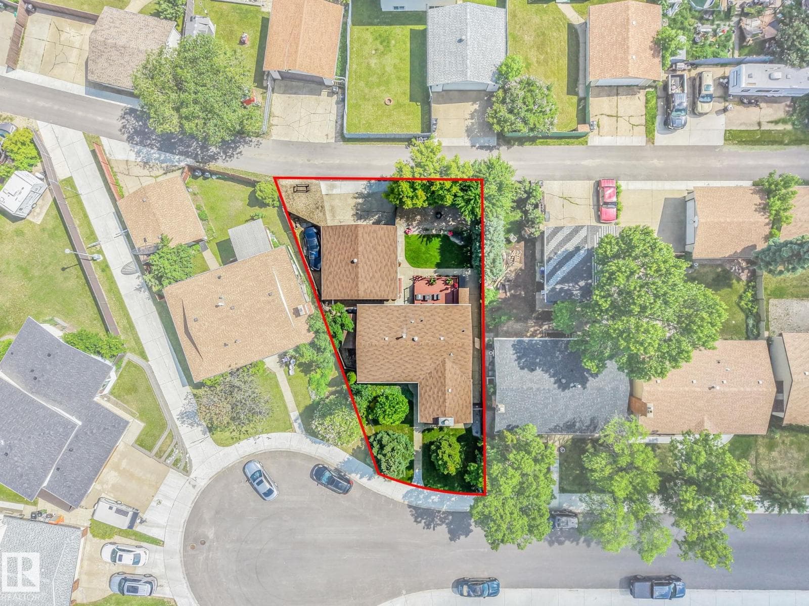 17237 104 ST NW