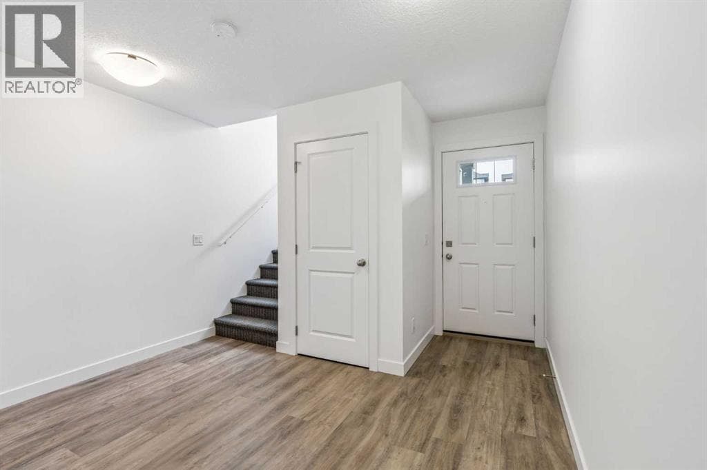 1002, 24 Rivercrest Drive — photo 3