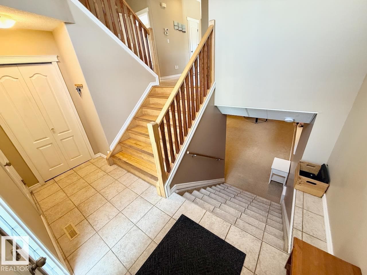 4503 SPRUCE AV — photo 2